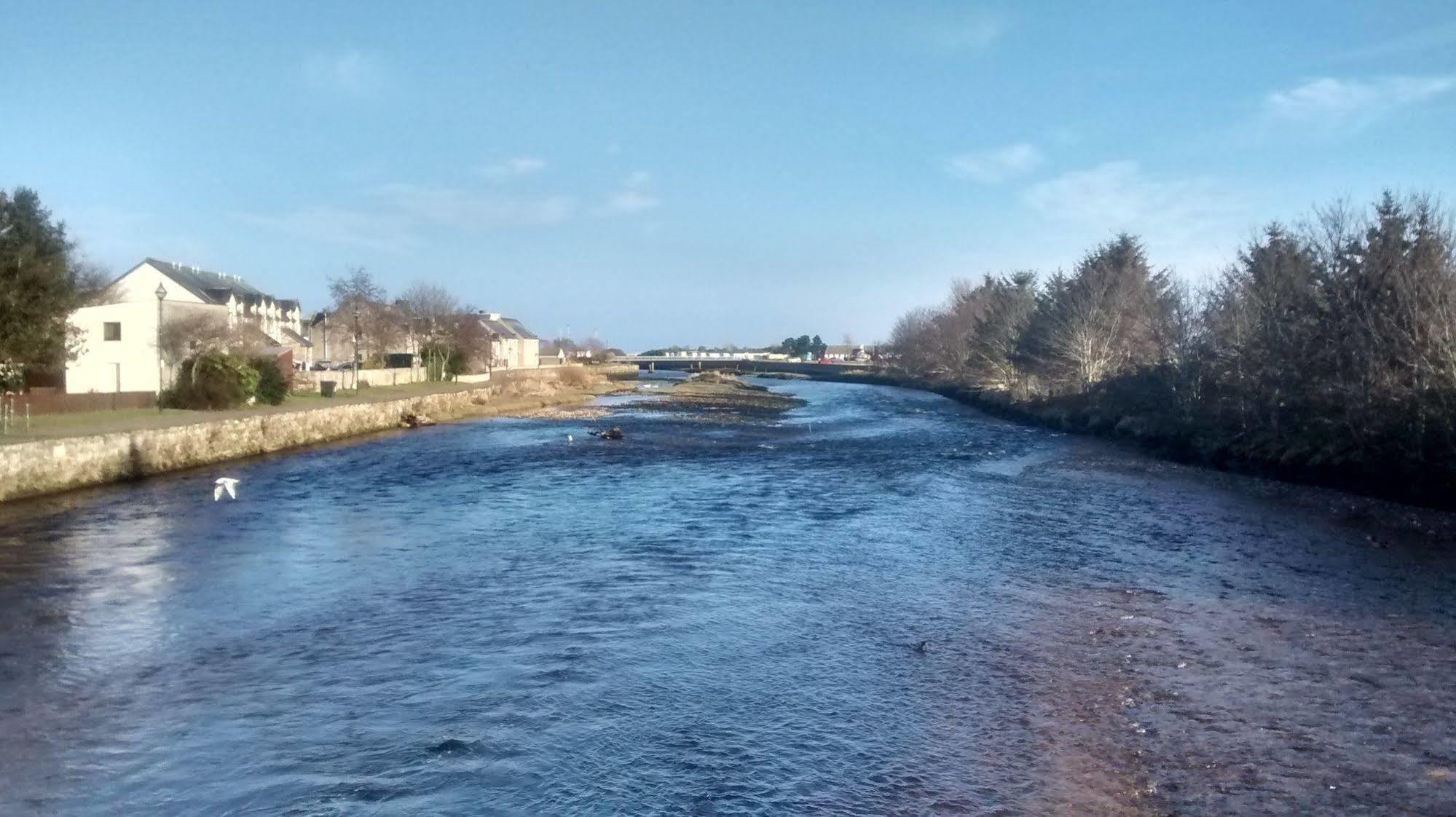 The Bandstand 3* Nairn